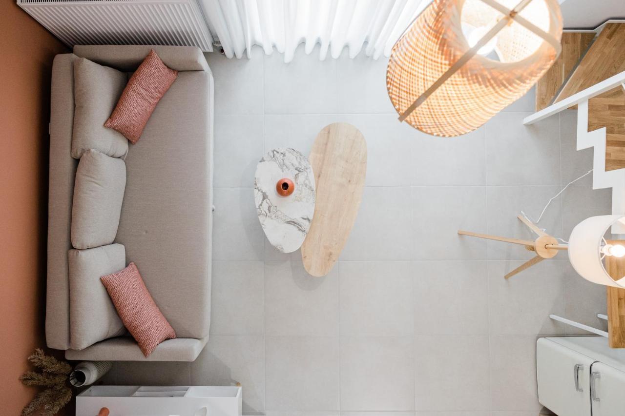 Estea Quality Living Volos Bagian luar foto