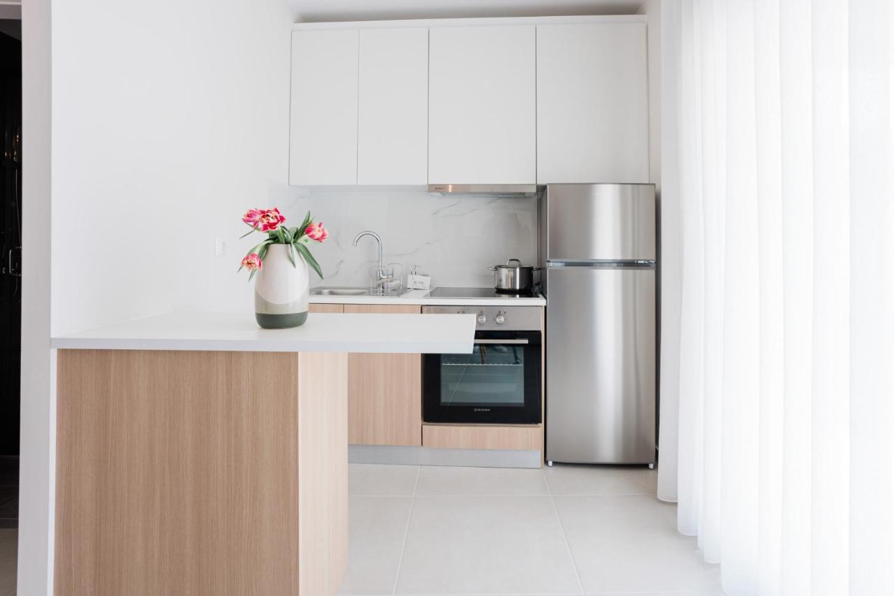 Estea Quality Living Volos Bagian luar foto