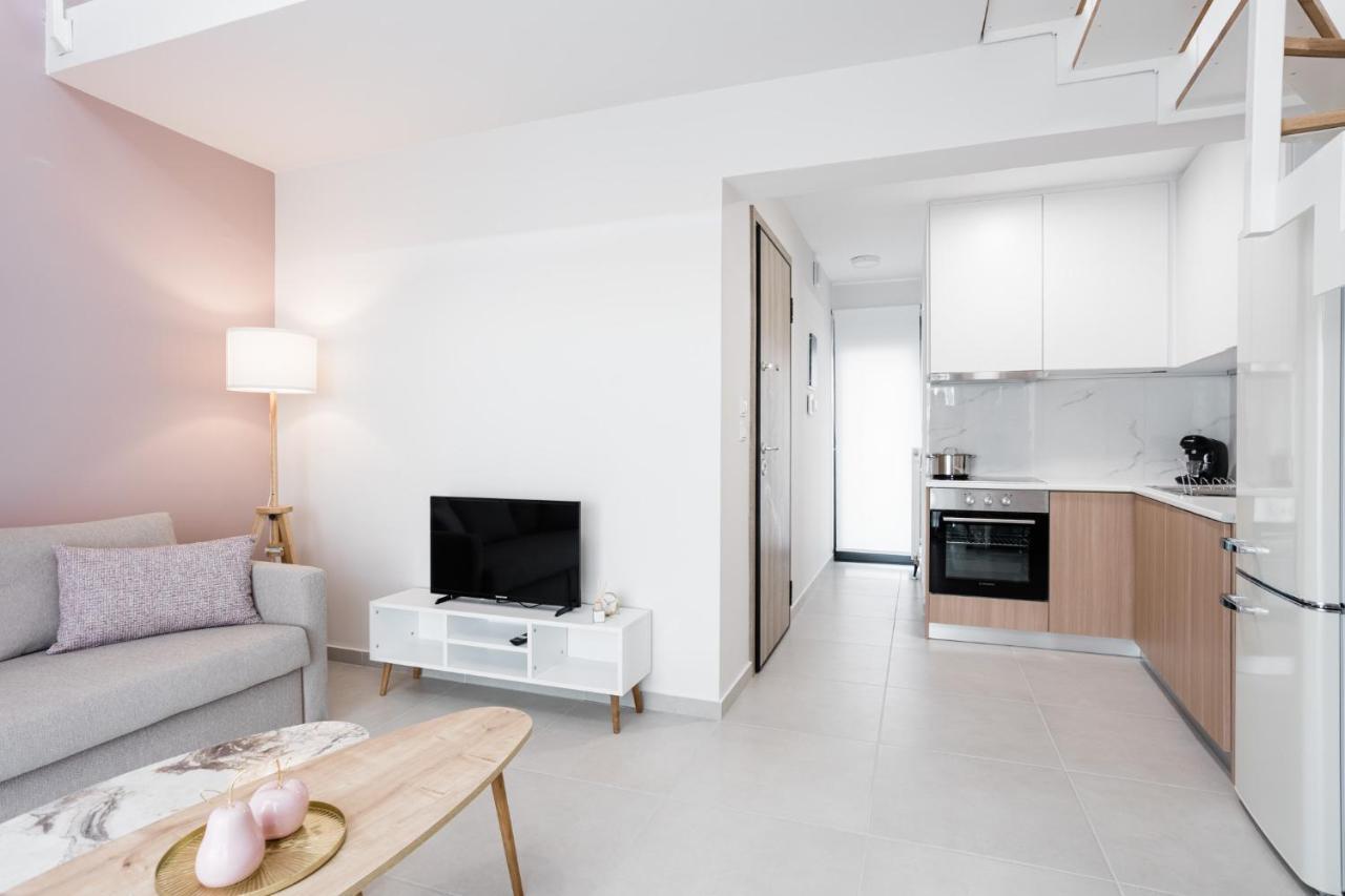 Estea Quality Living Volos Bagian luar foto