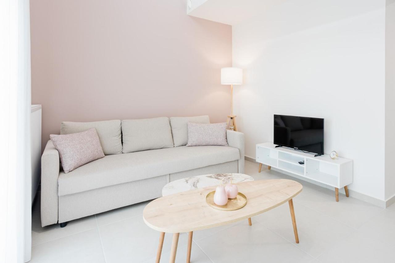 Estea Quality Living Volos Bagian luar foto