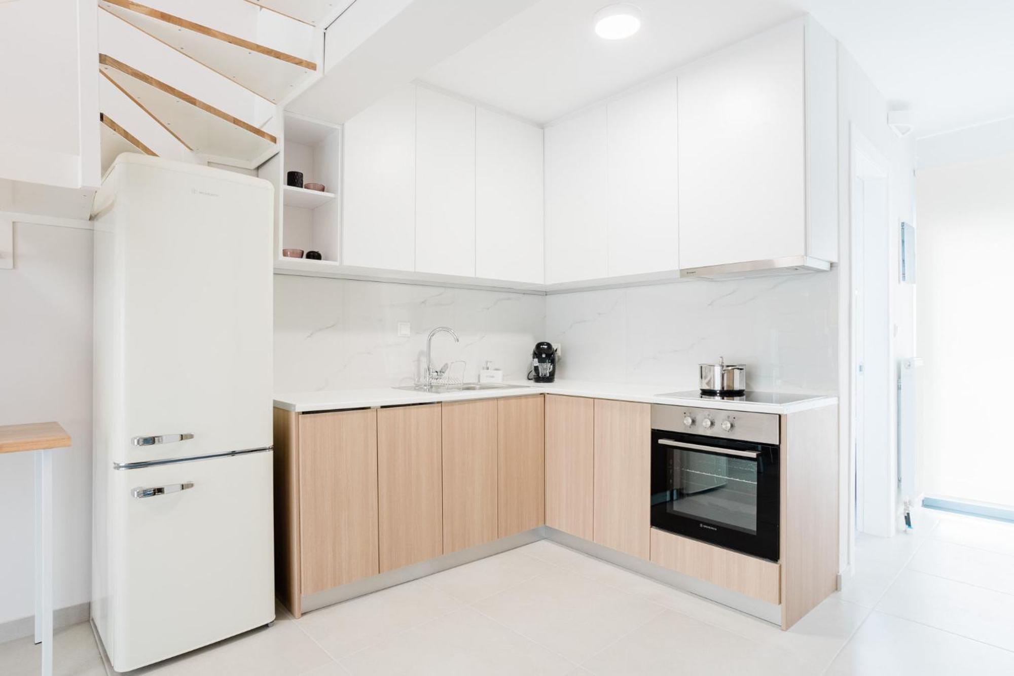 Estea Quality Living Volos Bagian luar foto