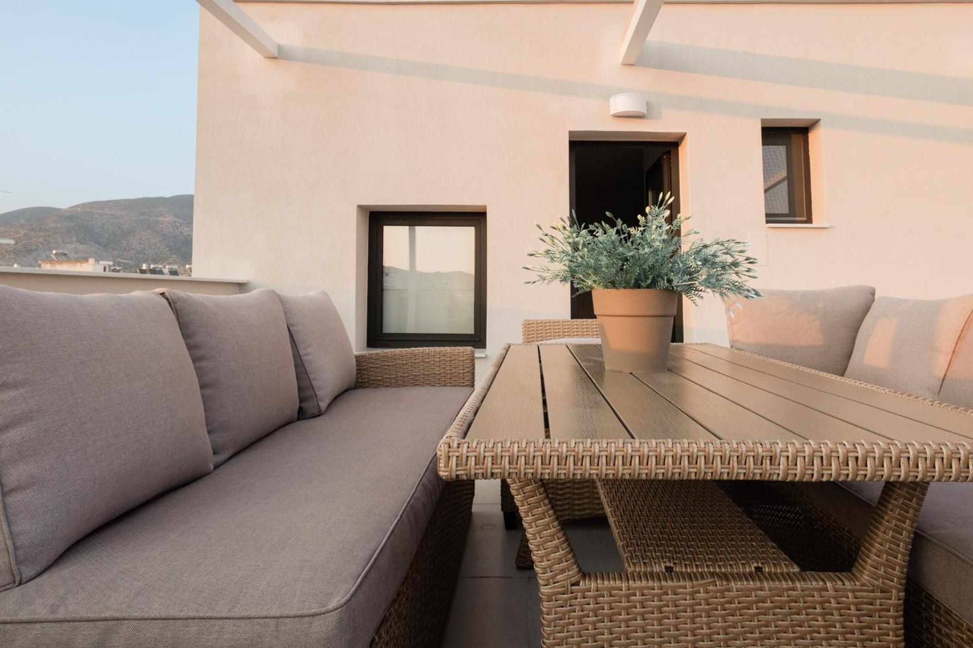 Estea Quality Living Volos Bagian luar foto
